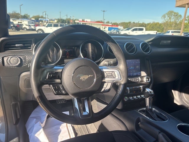 2022 Ford Mustang EcoBoost