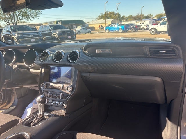 2022 Ford Mustang EcoBoost