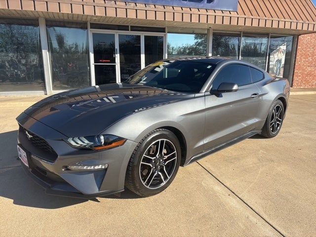 2022 Ford Mustang EcoBoost