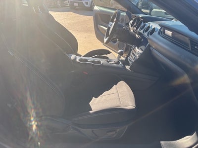 2022 Ford Mustang EcoBoost