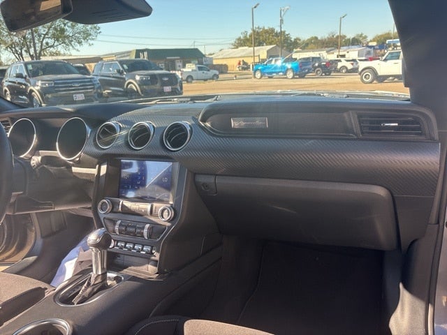 2022 Ford Mustang EcoBoost