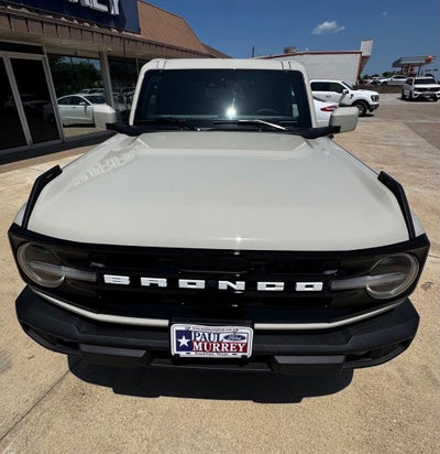 2026 Ford Bronco Outer Banks