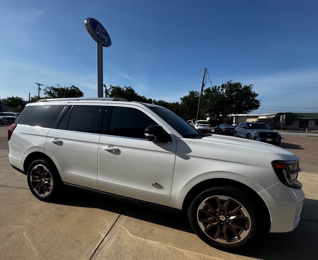 2027 Ford Expedition King Ranch
