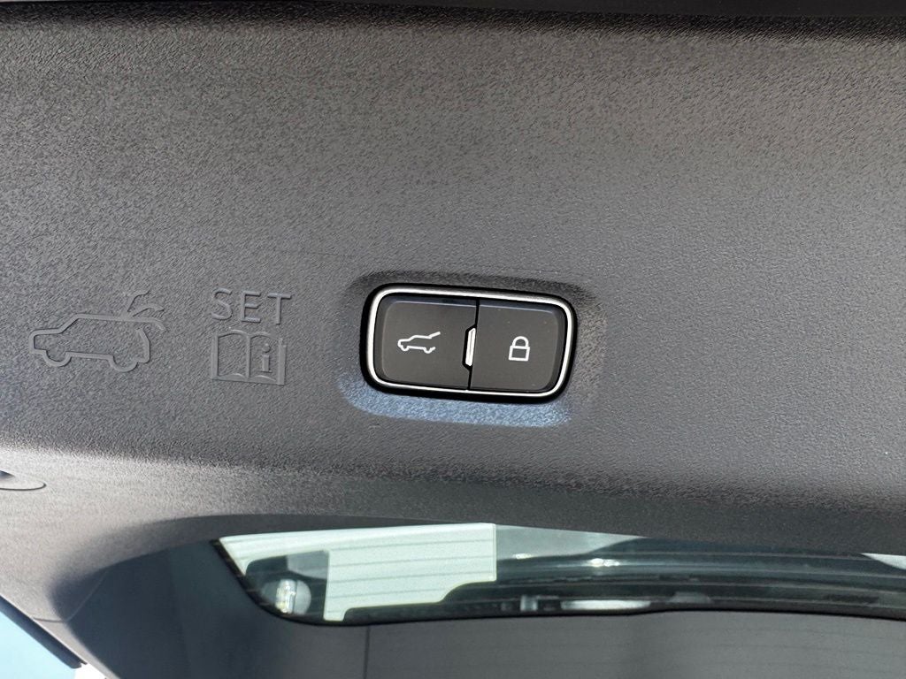 2027 Ford Expedition King Ranch