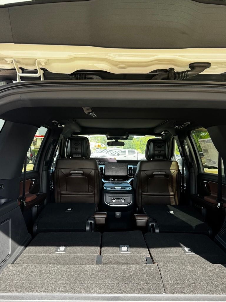 2027 Ford Expedition King Ranch