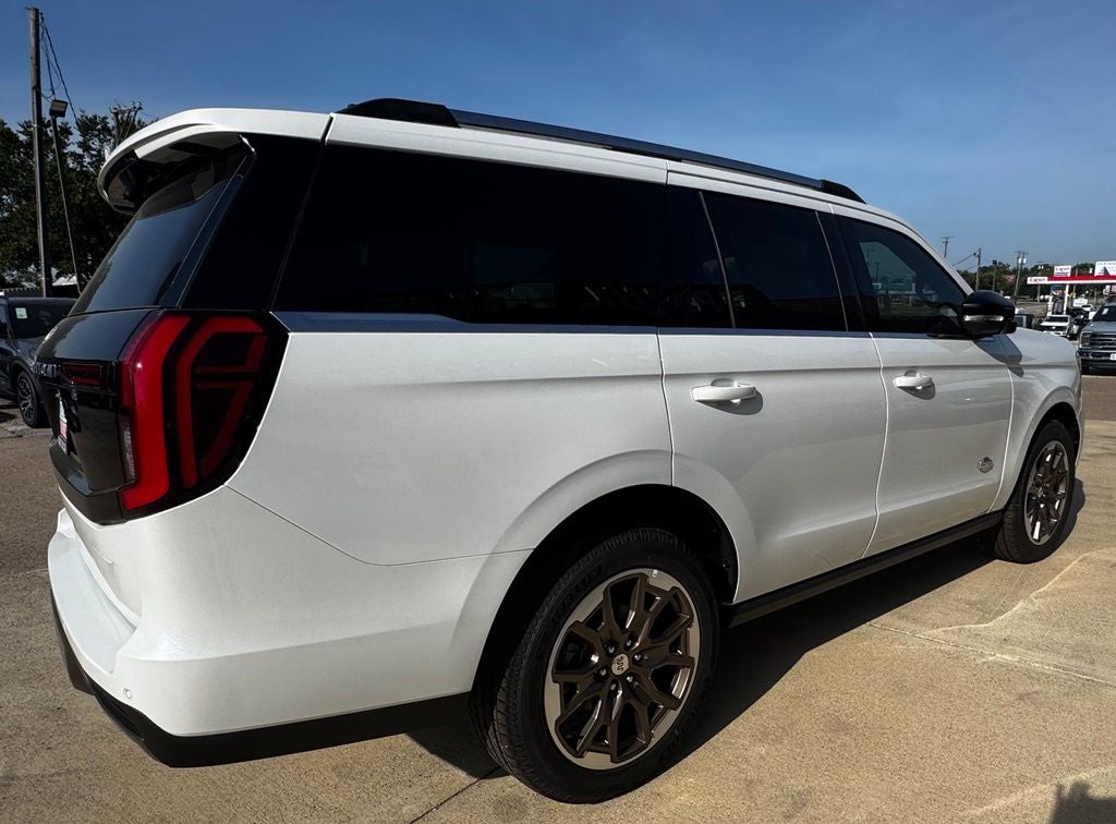 2027 Ford Expedition King Ranch