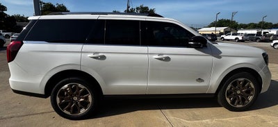 2027 Ford Expedition King Ranch