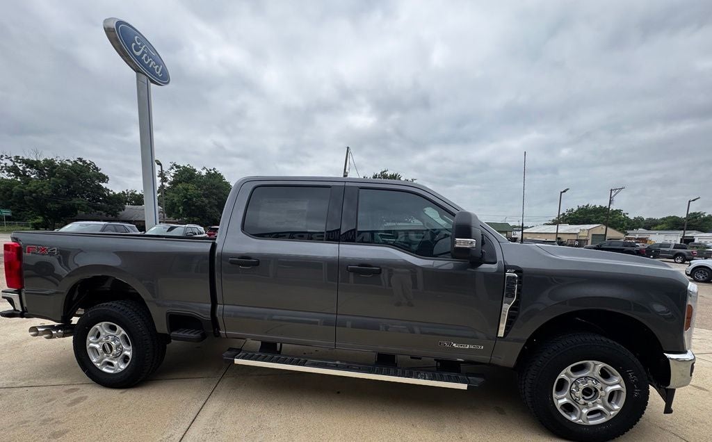 2026 Ford F-250SD XLT