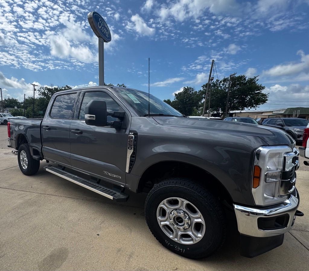 2026 Ford F-250SD XLT