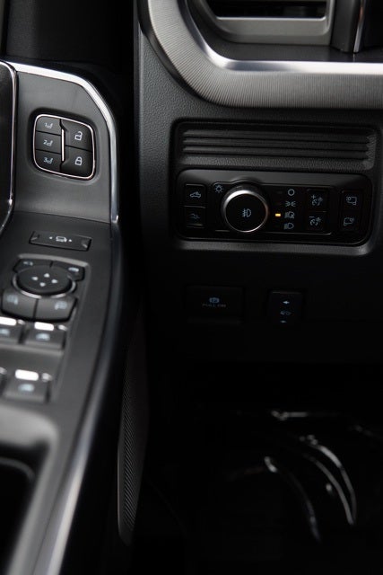 2025 Ford F-250SD Platinum