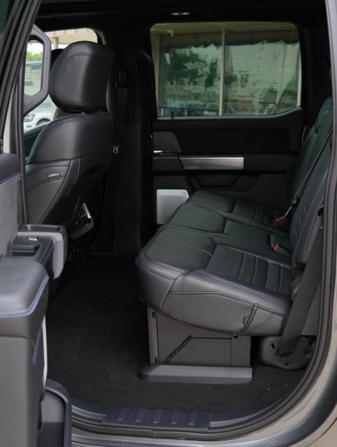 2025 Ford F-250SD Platinum