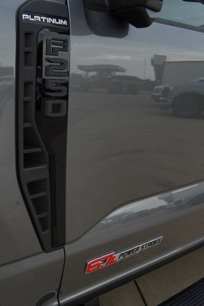 2025 Ford F-250SD Platinum
