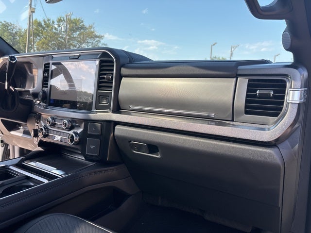 2025 Ford F-350SD Platinum