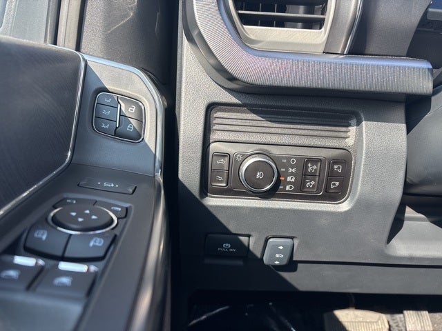 2025 Ford F-350SD Platinum