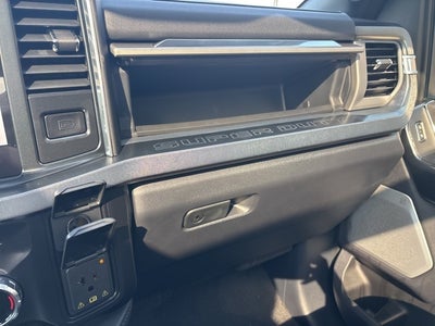 2025 Ford F-350SD Platinum