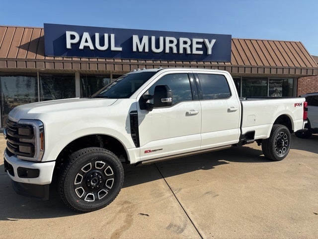 2025 Ford F-350SD Platinum