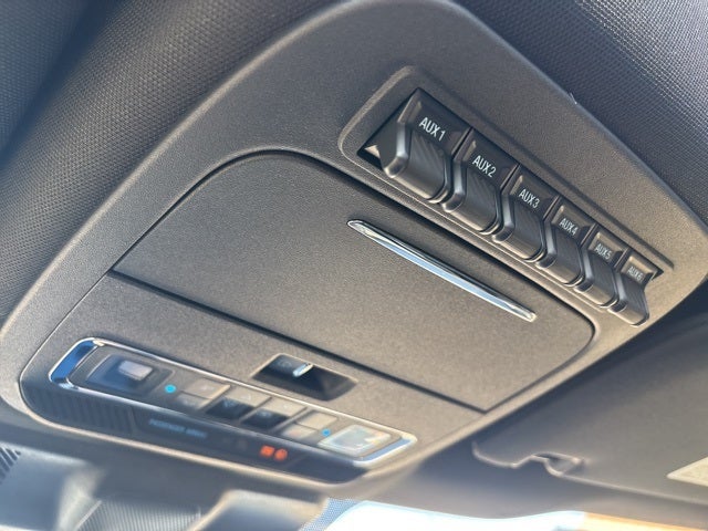 2025 Ford F-350SD Platinum