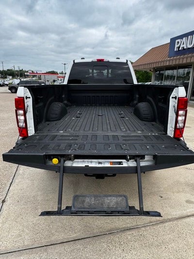 2022 Ford F-350SD Lariat