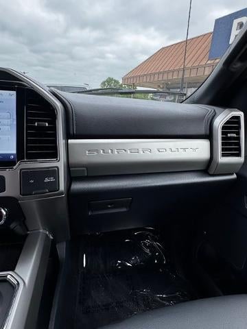 2022 Ford F-350SD Lariat