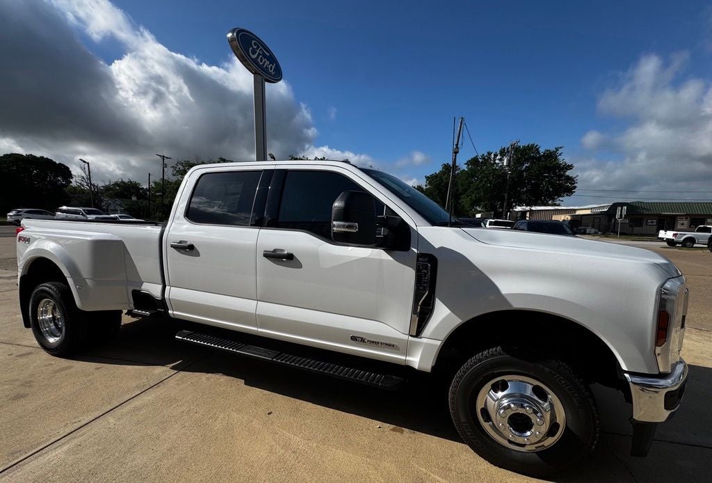 2026 Ford F-350SD XLT DRW