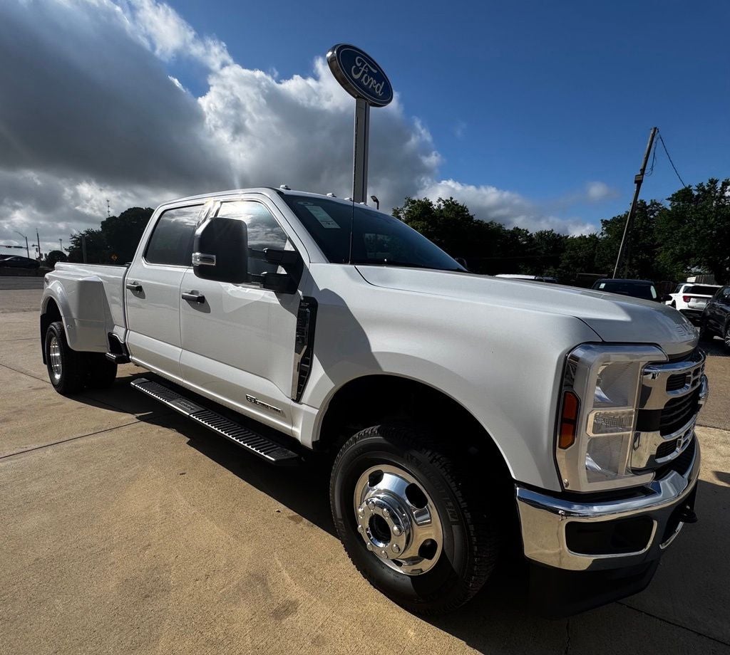 2026 Ford F-350SD XLT DRW
