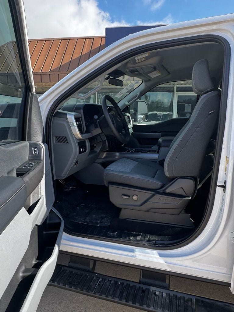 2026 Ford F-350SD XLT DRW