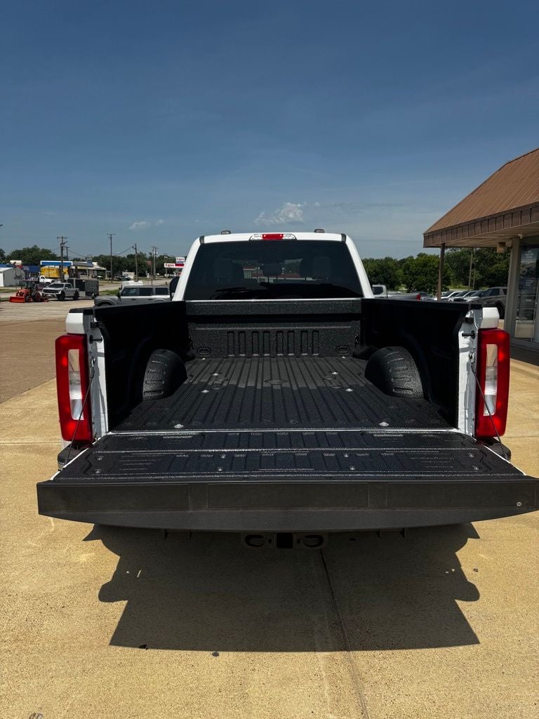 2026 Ford F-350SD XLT DRW