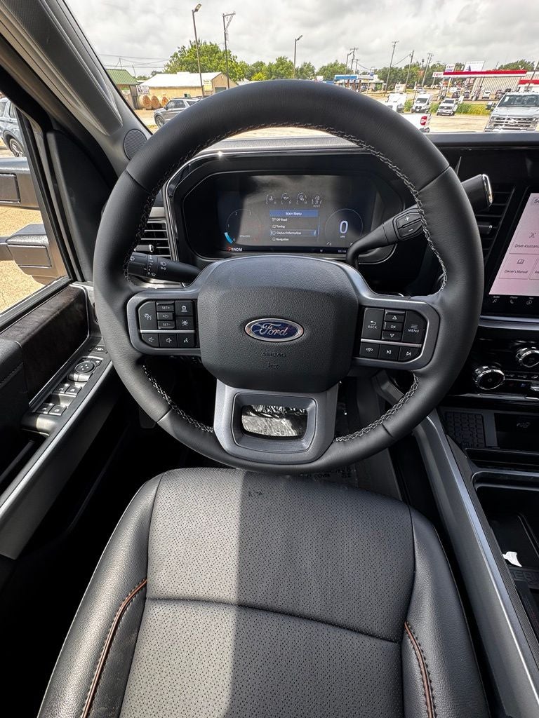 2026 Ford F-350SD Lariat DRW