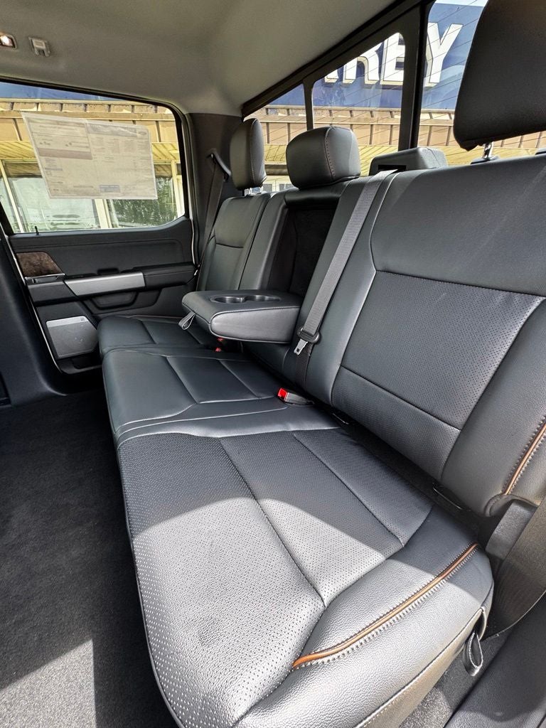 2026 Ford F-350SD Lariat DRW