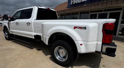 2026 Ford F-350SD Lariat DRW
