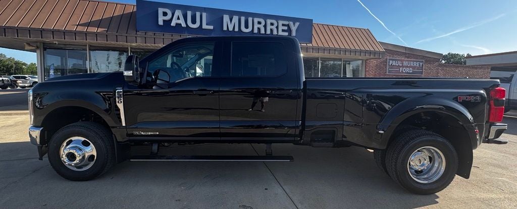2026 Ford F-350SD Lariat DRW