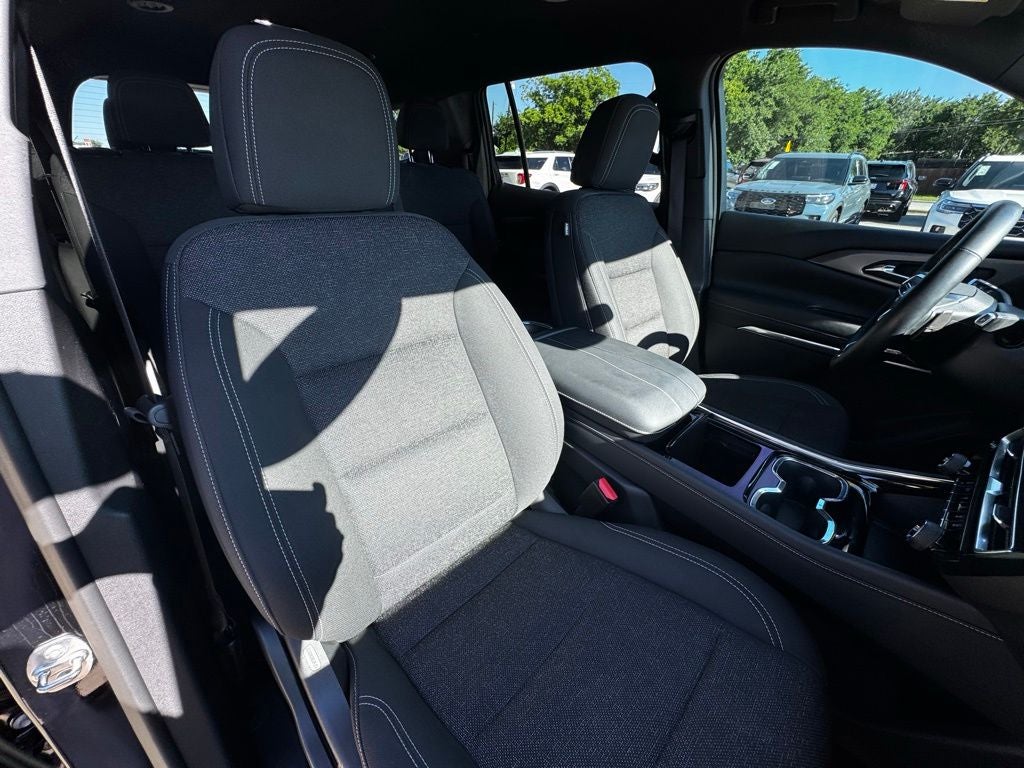 2024 Chevrolet Traverse LS