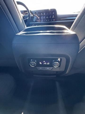 2024 Chevrolet Traverse LS