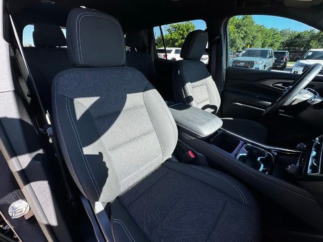 2024 Chevrolet Traverse LS